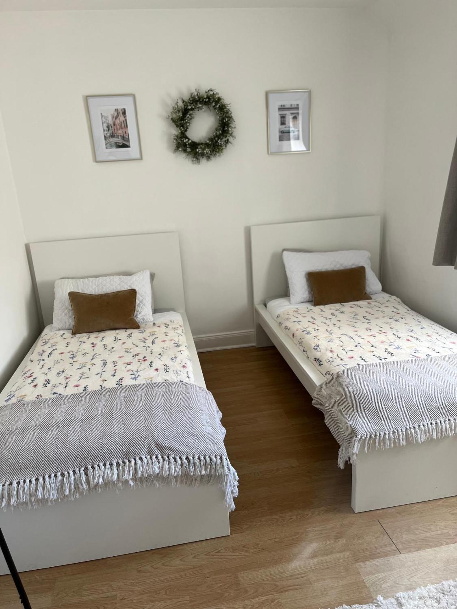 2 Bedroom House In Belfast With Garden ภายนอก รูปภาพ